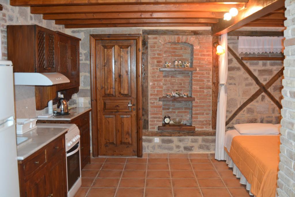 Lesvos Tower House Komninos Sígrion Habitación foto