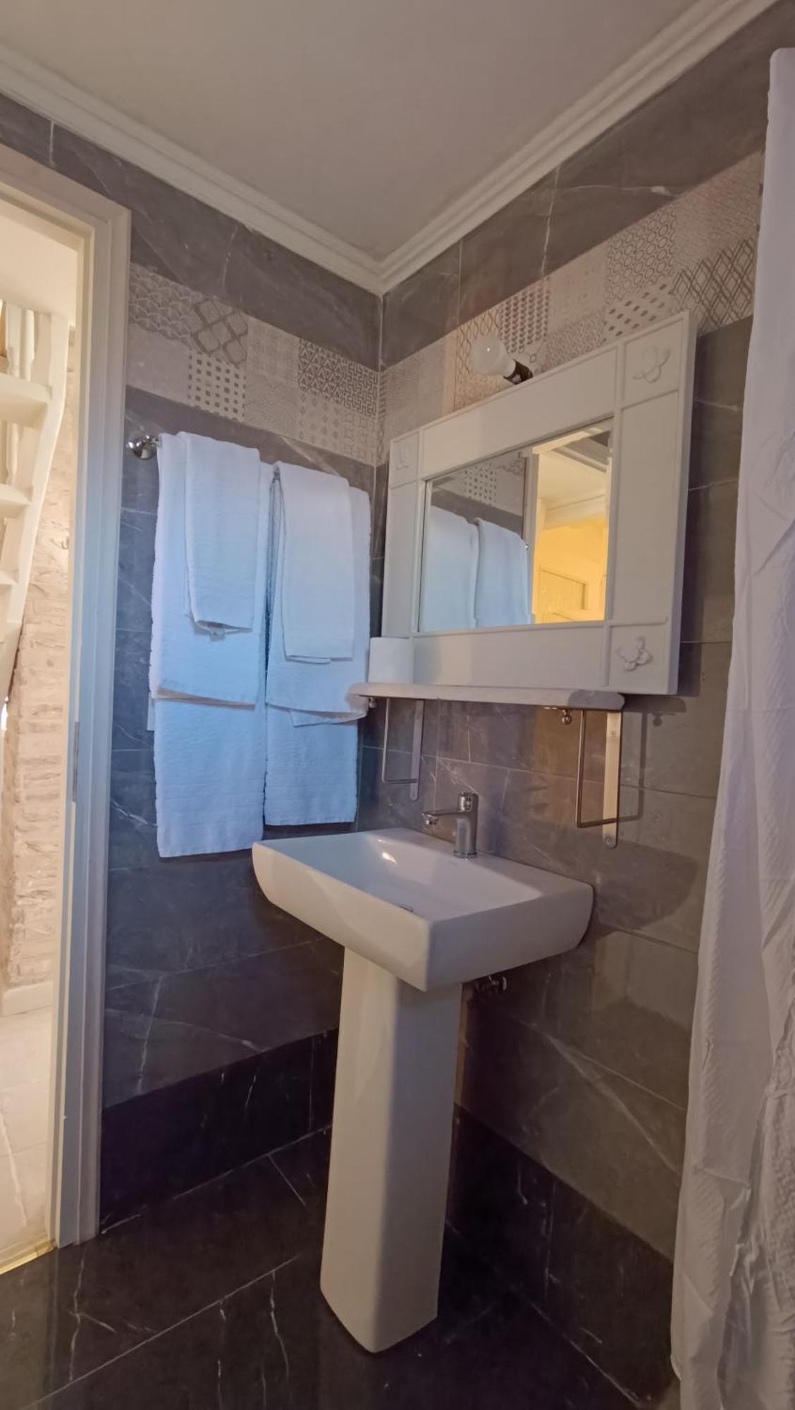 Lesvos Tower House Komninos Sígrion Exterior foto